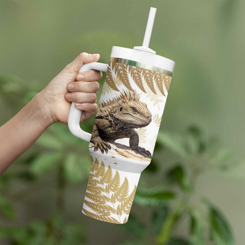 Gold New Zealand Tuatara Aotearoa Sphenodon Punctatus Silver Fern Custom Stanley Quencher 40oz Stainless Steel Tumbler With Handle - Threewoofs - Image 4