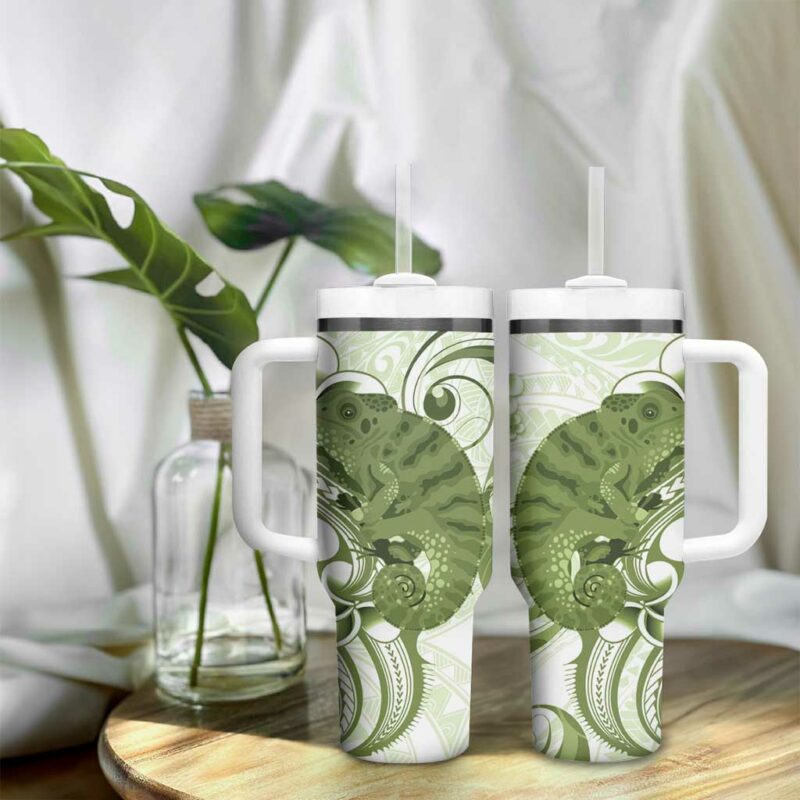 Green And White Hawaii Chameleon Plumeria Polynesian Tribal Art Custom Stanley Quencher 40oz Stainless Steel Tumbler With Handle - Threewoofs - Image 9