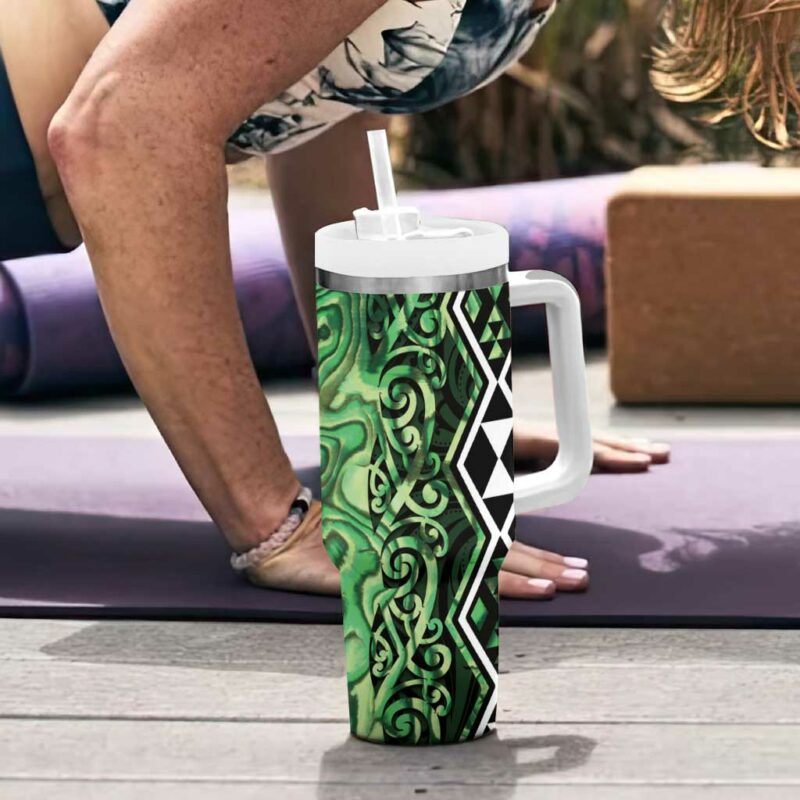 Green Aotearoa Taniko Motifs With Paua Shell Kowhaiwhai Custom Stanley Quencher 40oz Stainless Steel Tumbler With Handle - Threewoofs - Image 6