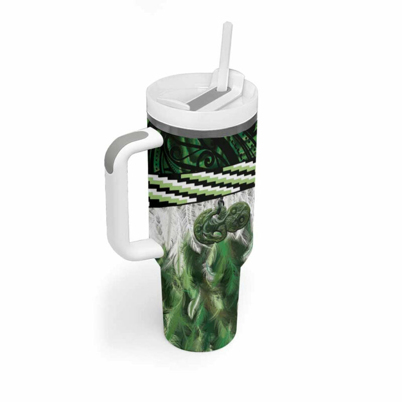 Green Traditional Cloak Aotearoa Custom Stanley Quencher 40oz Stainless Steel Tumbler With Handle - Threewoofs - Image 2