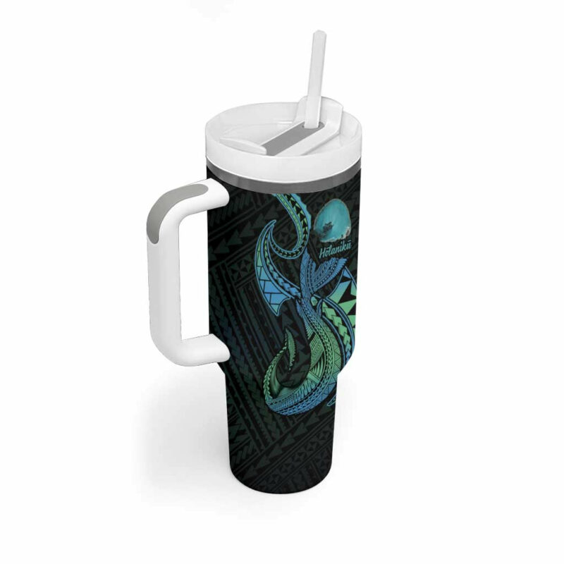 Hawaii Kure Atoll Holaniku Coral Reef with Polynesian Tribal Custom Stanley Quencher 40oz Stainless Steel Tumbler With Handle - Threewoofs - Image 2
