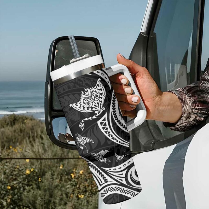 Hawaii Manta Ray Polynesian Art Tattoo Custom Stanley Quencher 40oz Stainless Steel Tumbler With Handle - Threewoofs - Image 7