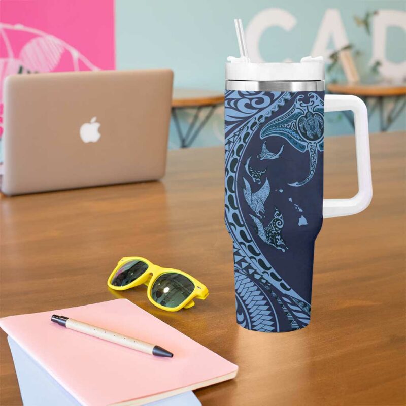 Hawaiian Manta Ray and Polynesian Tribal Tattoo Dark Navy Color Custom Stanley Quencher 40oz Stainless Steel Tumbler With Handle - Threewoofs - Image 5
