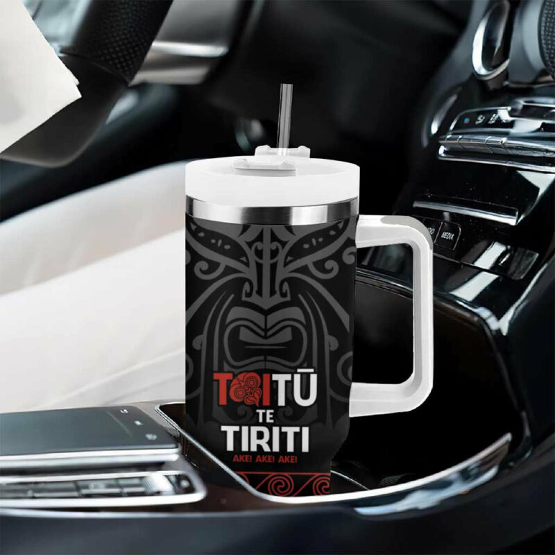 Honour The Treaty New Zealand Toitu Te Tiriti Ake!Ake!Ake! Custom Stanley Quencher 40oz Stainless Steel Tumbler With Handle - Threewoofs - Image 8
