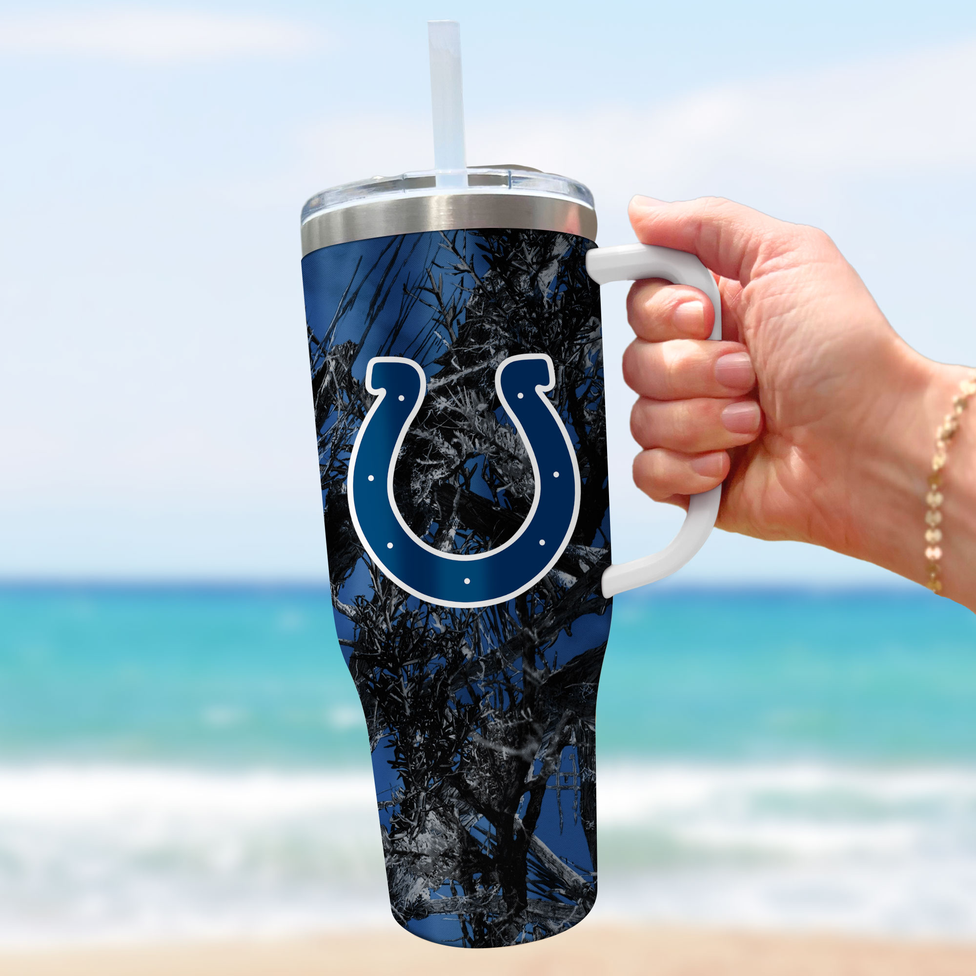 Stay Hydrated with the Ultimate Indianapolis Colts Travel Tumbler – Double-Wall Insulation - Image 3