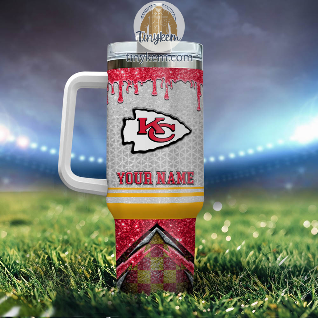 Customizable Kansas City Football Tumbler with Straw - Personalized NFL Fan Gift - Image 3