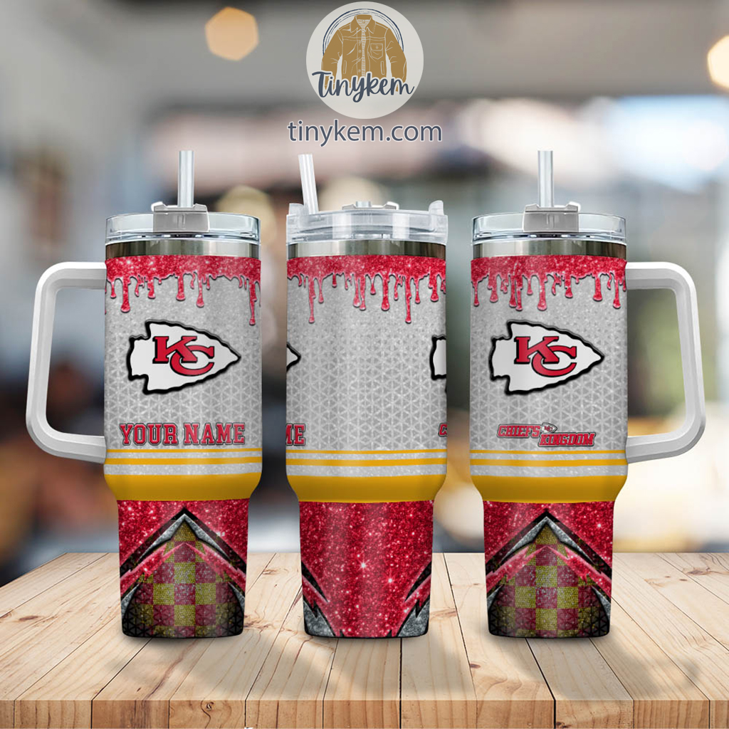 Customizable Kansas City Football Tumbler with Straw - Personalized NFL Fan Gift - Image 2