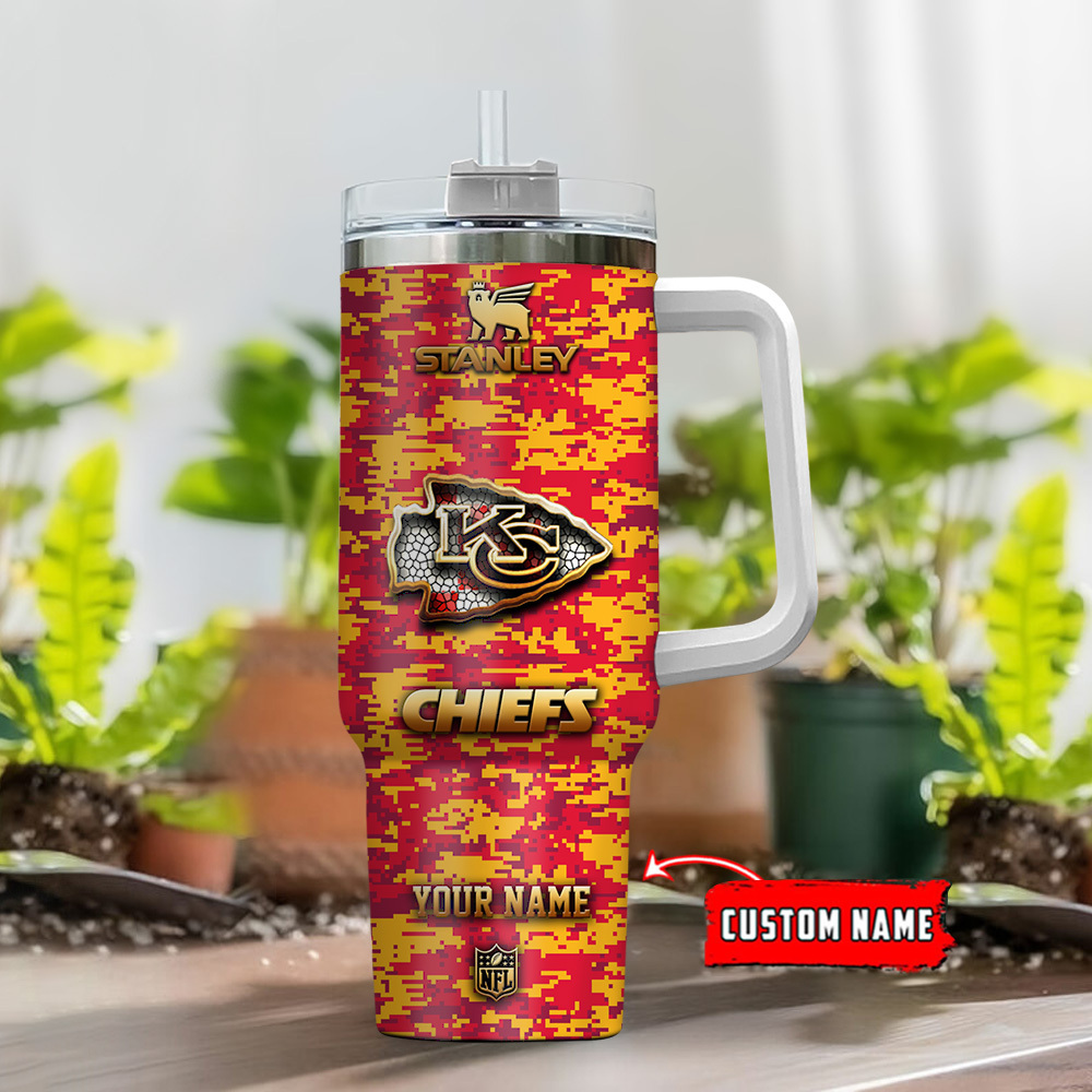 Personalized NFL Team Insulated Tumbler with Handle - Custom Name - Image 2