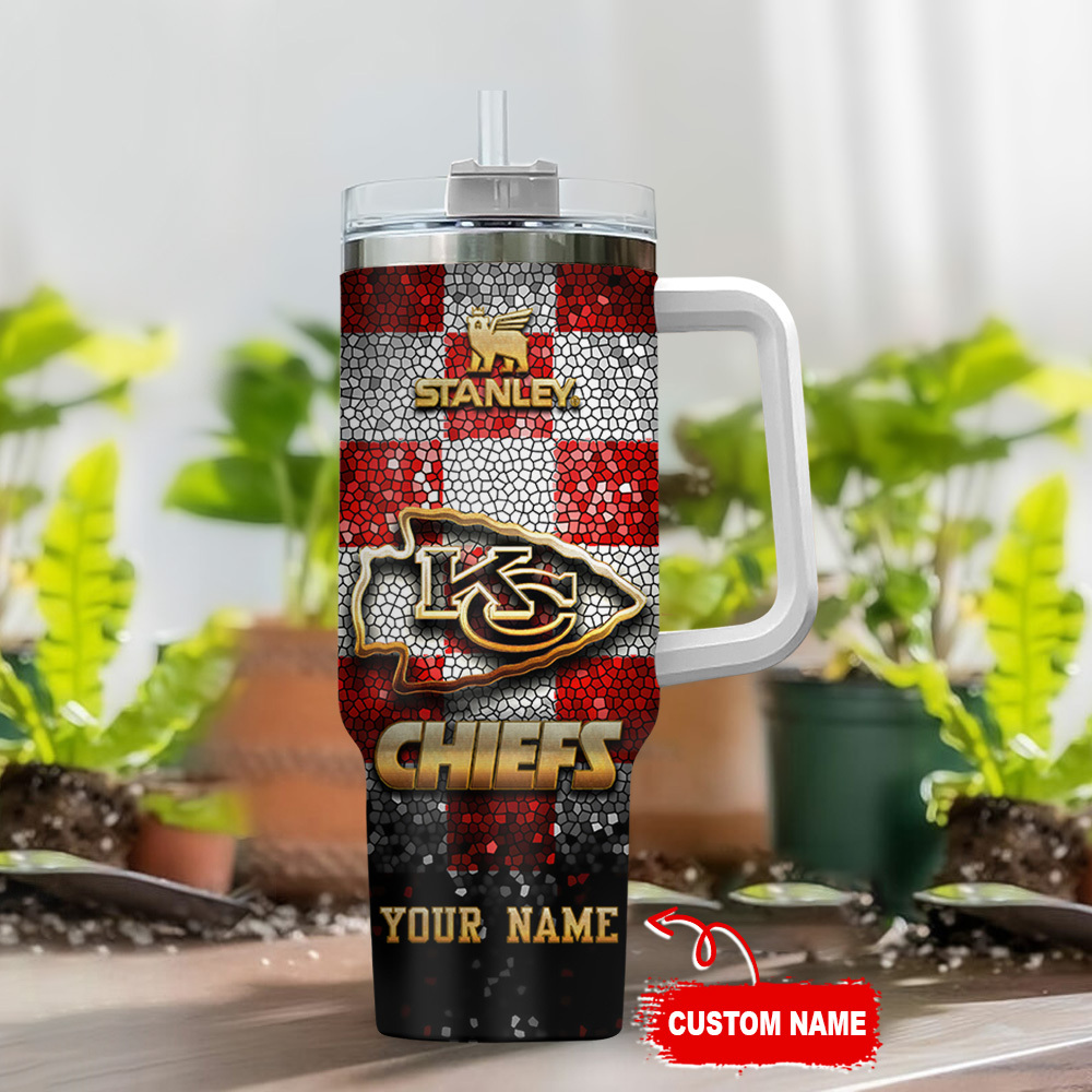 Custom Chiefs Tumbler - Personalized Drinkware for Fans - Image 2