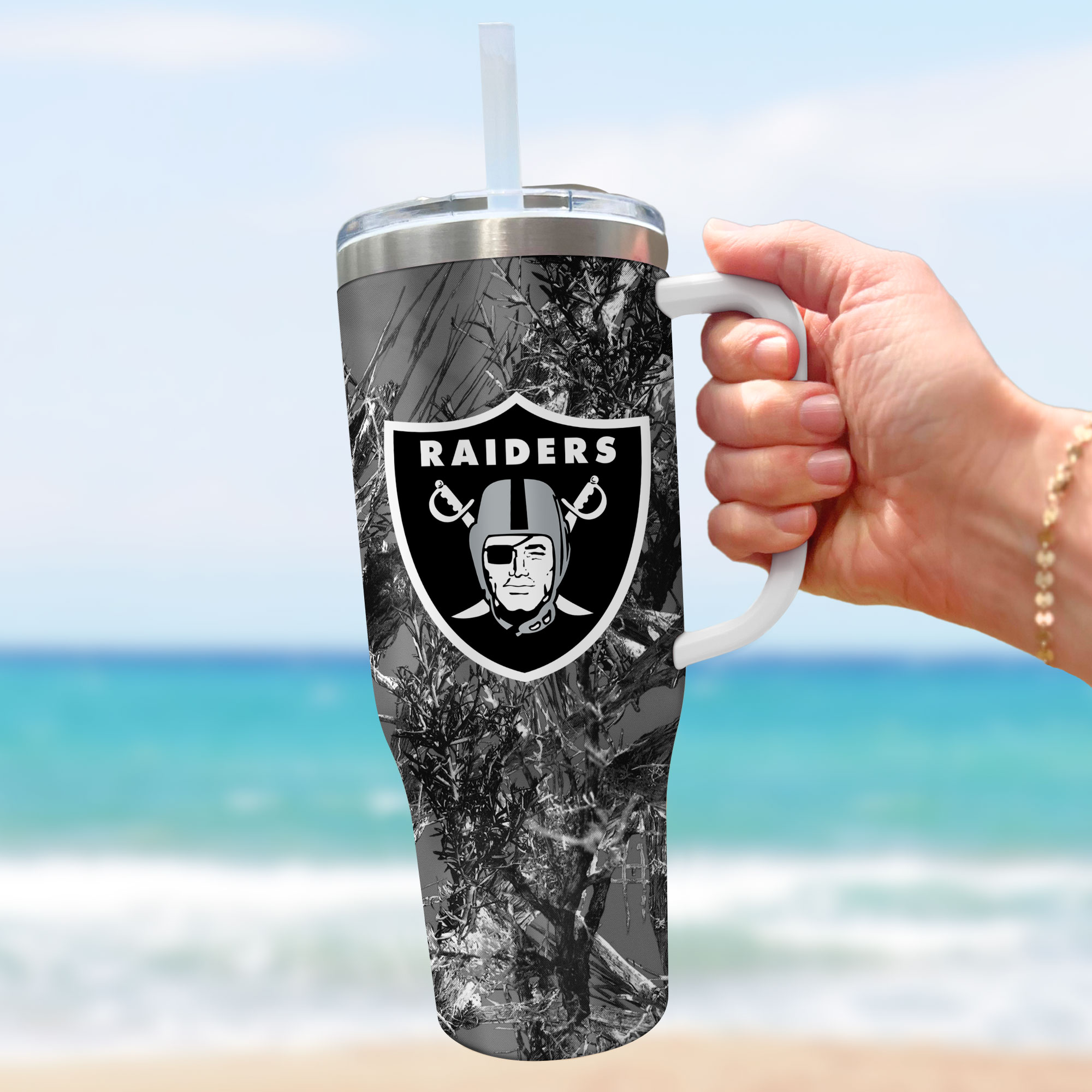 Oakland Raiders Camouflage Insulated Tumbler with Straw & Handle - Image 3