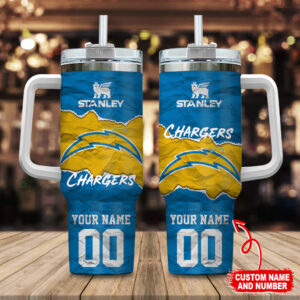 Customizable Chargers Tumbler with Handle – Personalize Your Drinkware