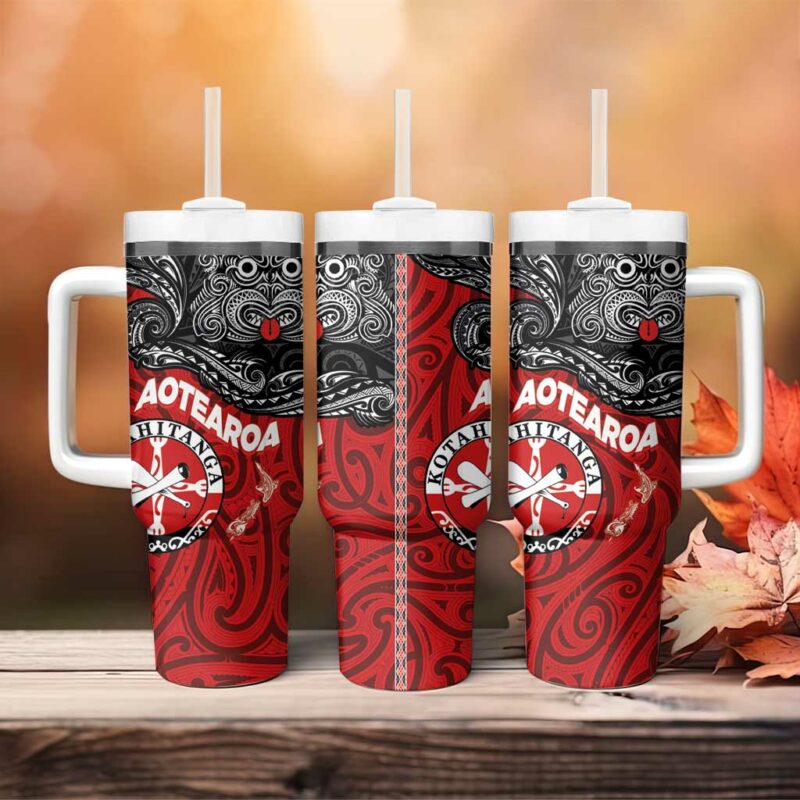 Maori Kotahitanga Aotearoa with Maori Mask and Polynesian Art Tattoo Custom Stanley Quencher 40oz Stainless Steel Tumbler With Handle - Threewoofs - Image 4
