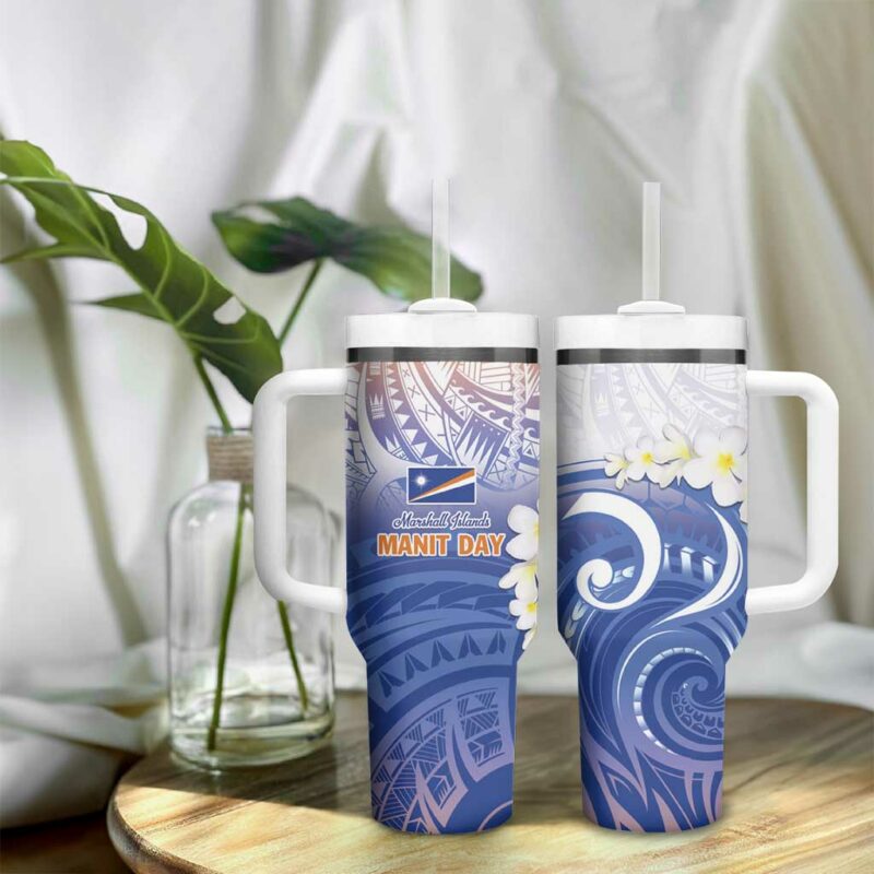 Marshall Islands Manit Day Plumeria and Polynesian Tribal Custom Stanley Quencher 40oz Stainless Steel Tumbler With Handle - Threewoofs - Image 9