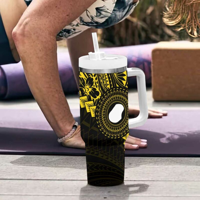 Nauru Naoero Map With Polynesian Tropical Flowers Custom Stanley Quencher 40oz Stainless Steel Tumbler With Handle - Threewoofs - Image 6
