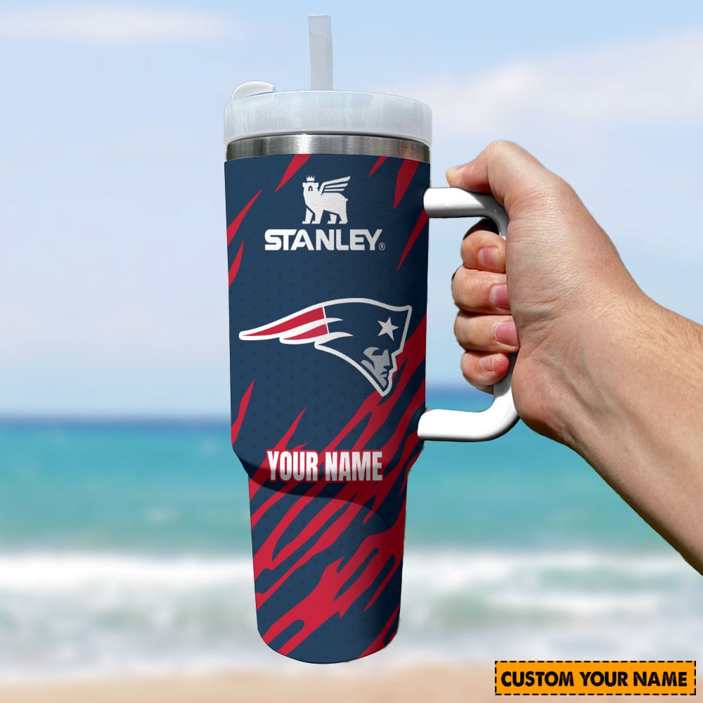 Custom NFL Team Tumbler with Handle - Personalize Your Name - Image 3
