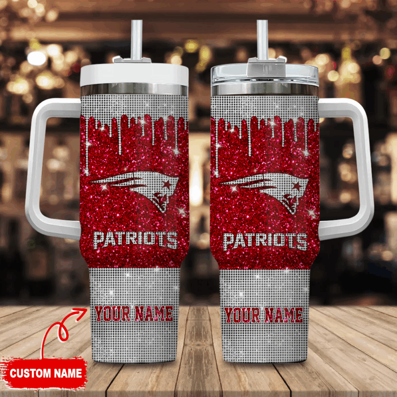 New England Patriots NFL Glitter Custom Stanley Quencher 40oz Stainless Steel Tumbler With Handle - Threewoofs