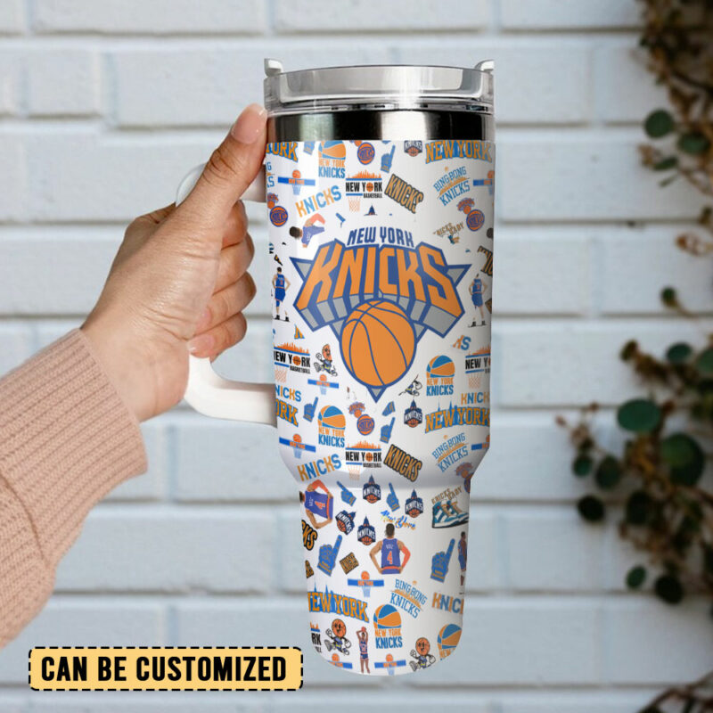 New York Knicks NBA Sports Custom Stanley Quencher 40oz Stainless Steel Tumbler With Handle - Threewoofs - Image 3