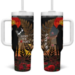 New Zealand ANZAC Day Lest We Forget Silver Fern With Camouflage Custom Stanley Quencher 40oz Stainless Steel Tumbler With Handle - Threewoofs
