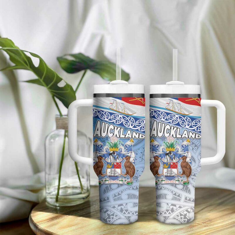 New Zealand Auckland‚Äôs Flag and Coat of Arms Koru Art Maori Custom Stanley Quencher 40oz Stainless Steel Tumbler With Handle - Threewoofs - Image 9