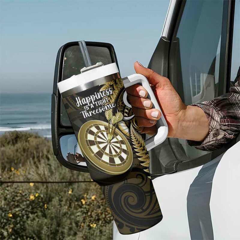 New Zealand Darts Happiness Is A Tight Threesome Maori Gold Custom Stanley Quencher 40oz Stainless Steel Tumbler With Handle - Threewoofs - Image 7