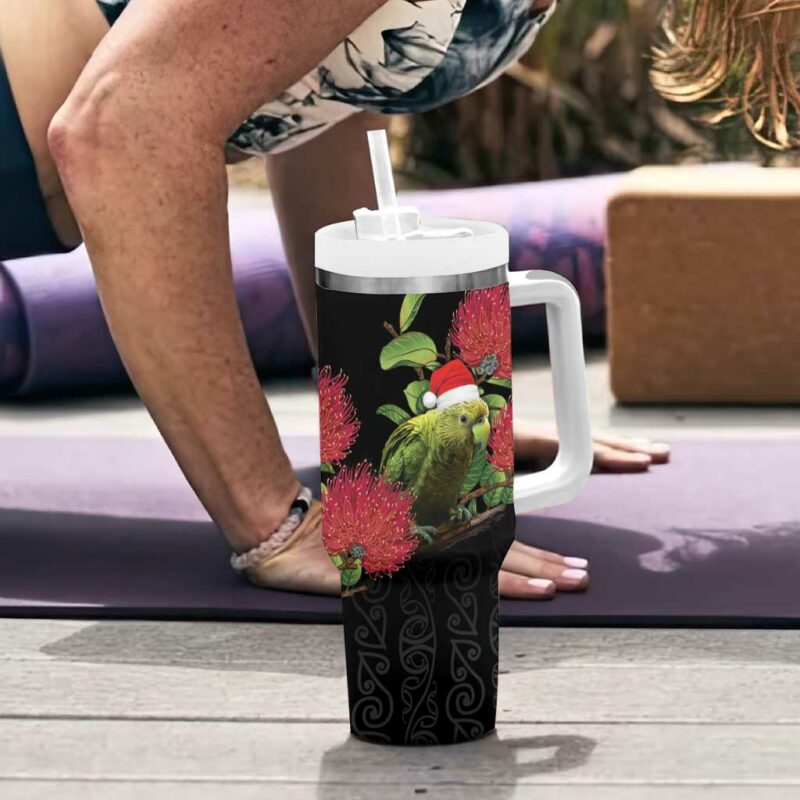 New Zealand Kakapo Christmas Meri Kirihimete Pohutukawa Flowers Custom Stanley Quencher 40oz Stainless Steel Tumbler With Handle - Threewoofs - Image 6