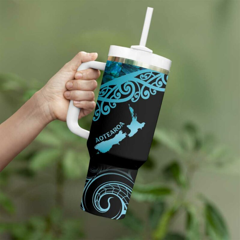 New Zealand Stingray Aotearoa Whai With Maori Paua Shell Custom Stanley Quencher 40oz Stainless Steel Tumbler With Handle - Threewoofs - Image 3