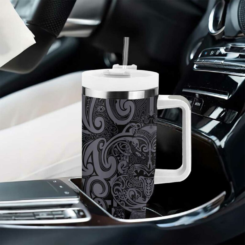 New Zealand Taiaha Maori Minimalist Silver Fern All Black Custom Stanley Quencher 40oz Stainless Steel Tumbler With Handle - Threewoofs - Image 8