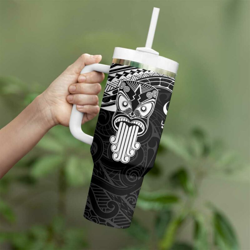 New Zealand Te Reo Maori Kia Kaha Maori Language Week Black Custom Stanley Quencher 40oz Stainless Steel Tumbler With Handle - Threewoofs - Image 3