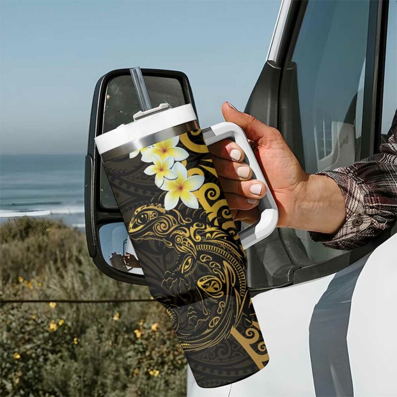 New Zealand Tuatara Plumeria Maori Custom Stanley Quencher 40oz Stainless Steel Tumbler With Handle - Threewoofs - Image 7