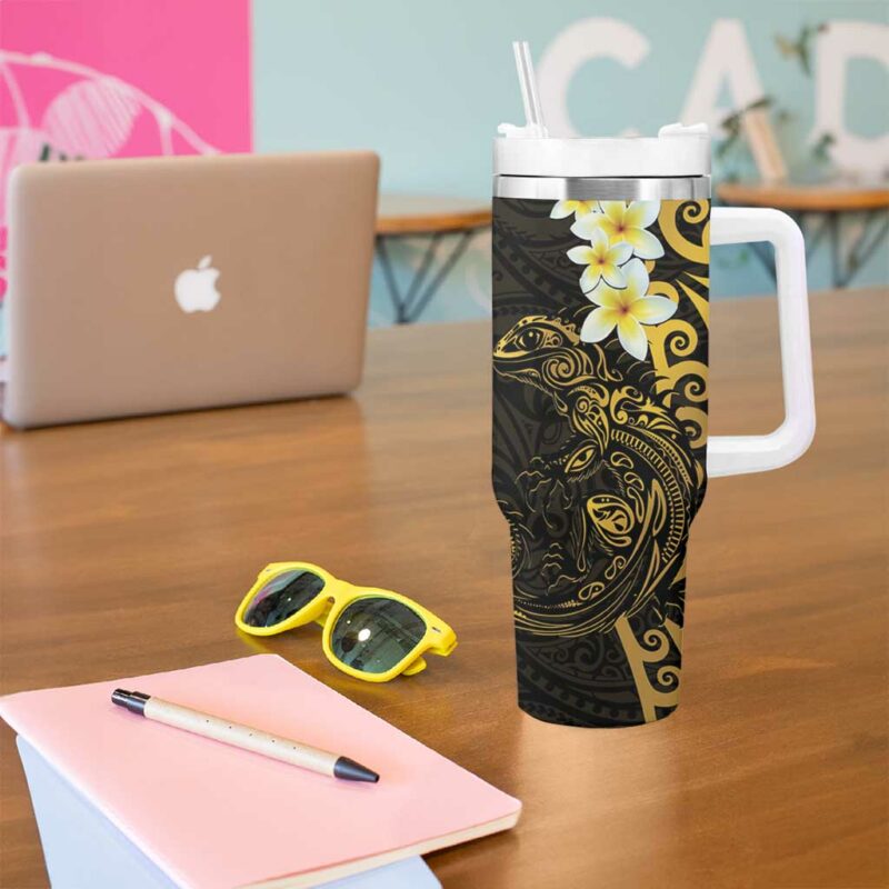 New Zealand Tuatara Plumeria Maori Custom Stanley Quencher 40oz Stainless Steel Tumbler With Handle - Threewoofs - Image 5