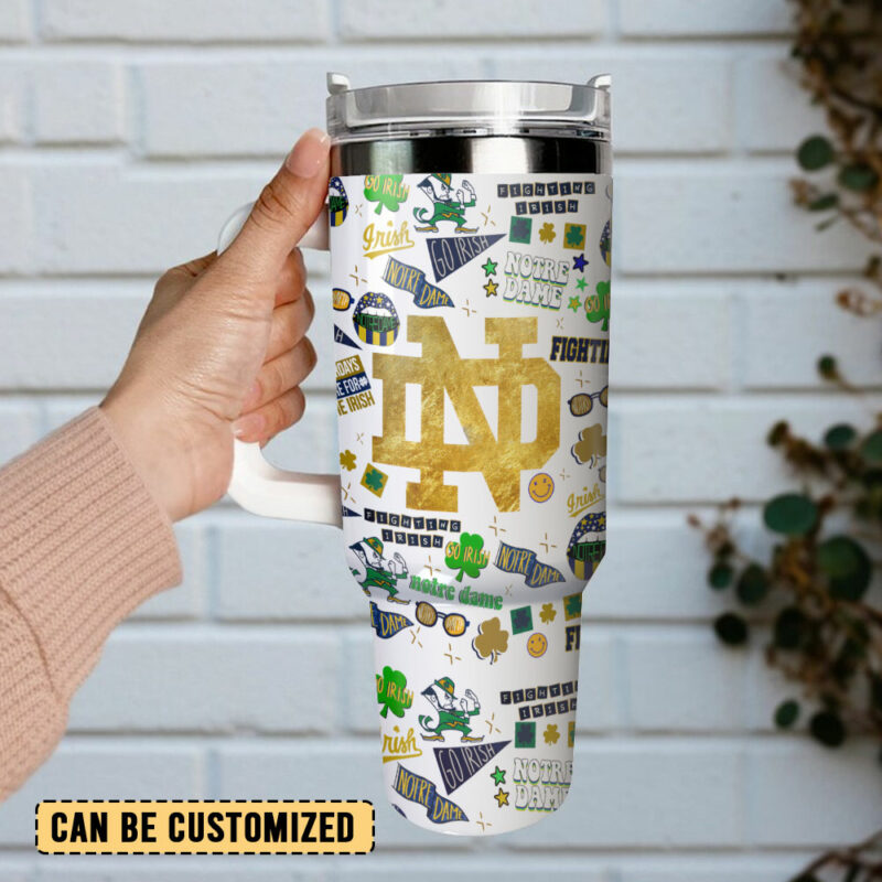 Notre Dame Fighting Irish NCAA Custom Stanley Quencher 40oz Stainless Steel Tumbler With Handle - Threewoofs - Image 3