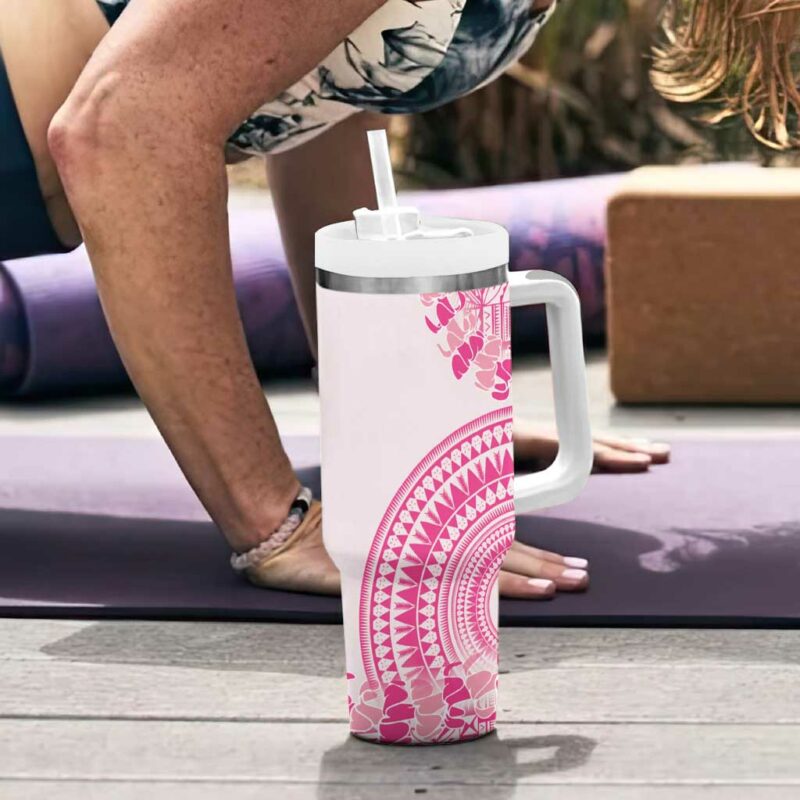 Pink Niue Language Week The Rock Coconut Crab Siapo Custom Stanley Quencher 40oz Stainless Steel Tumbler With Handle - Threewoofs - Image 6