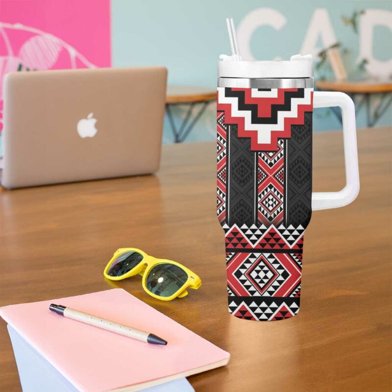Red Taniko Aotearoa Niho Taniwha Mix Poutama Custom Stanley Quencher 40oz Stainless Steel Tumbler With Handle - Threewoofs - Image 5
