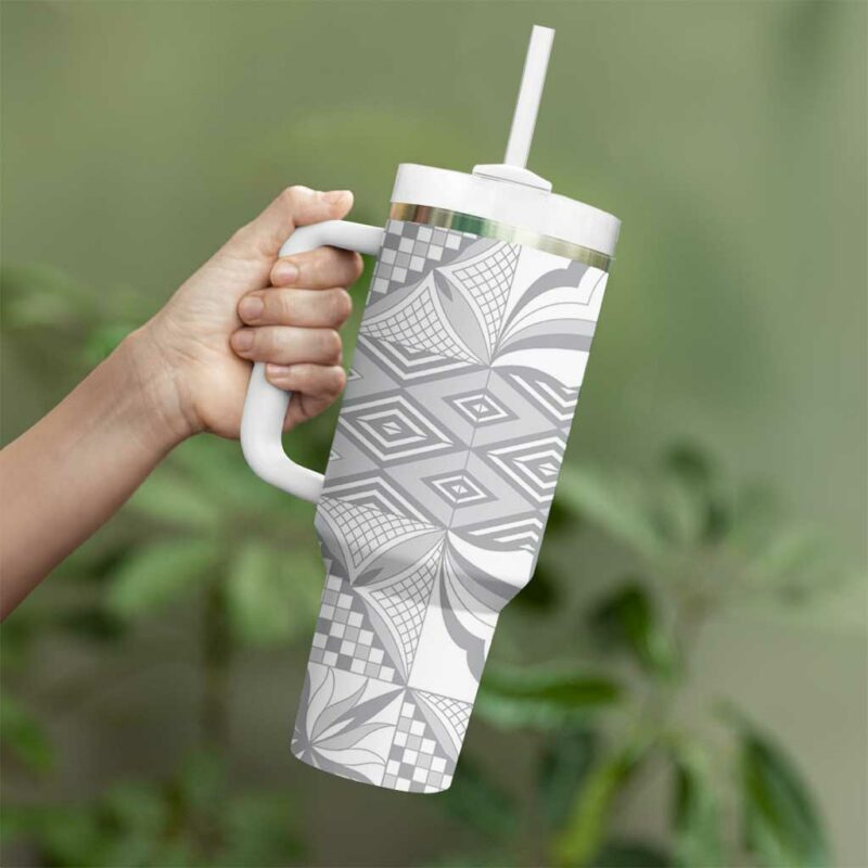 Samoa Lotu Tamaiti White Sunday Siapo With Teuila Torch Ginger Custom Stanley Quencher 40oz Stainless Steel Tumbler With Handle - Threewoofs - Image 3