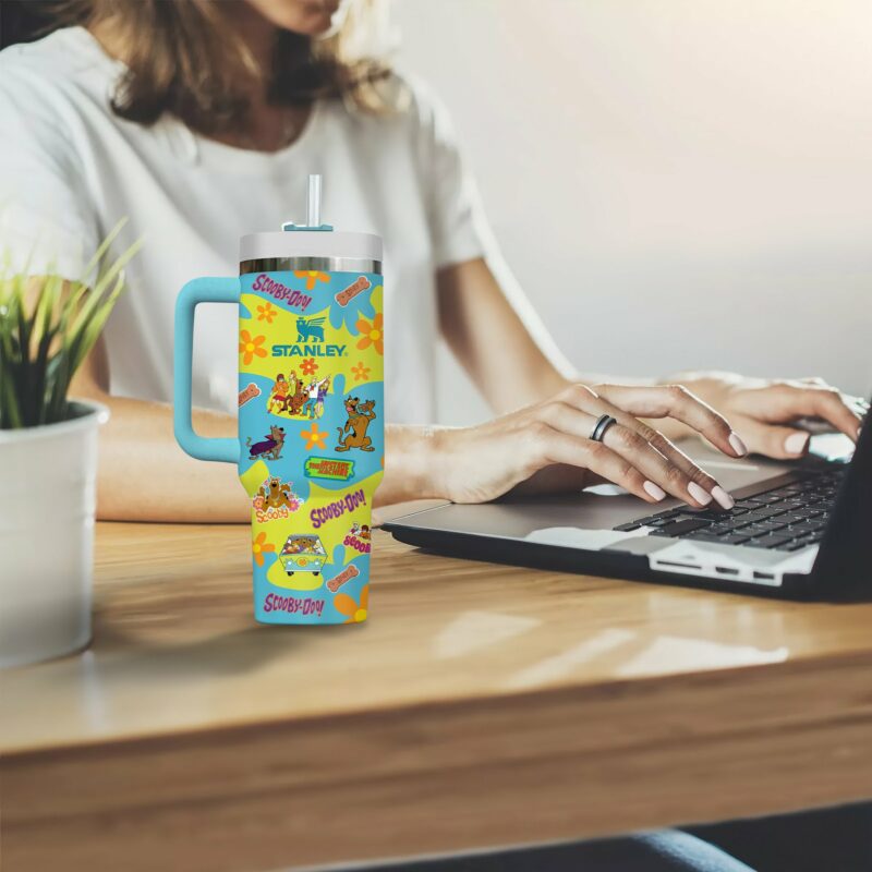 Scooby-Doo Cartoon Custom Stanley Quencher 40oz Stainless Steel Tumbler With Handle - Threewoofs - Image 6