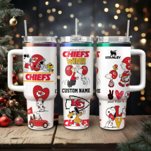 Snoopy PeanuTaylor Swift Football Cartoon Custom Stanley Quencher 40oz Stainless Steel Tumbler With Handle - Threewoofs