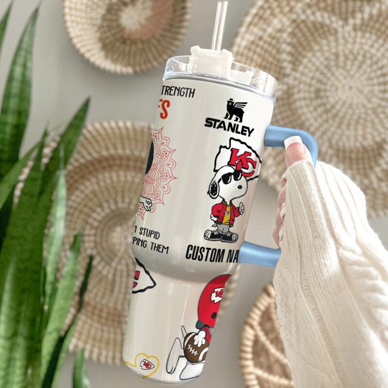 Snoopy PeanuTaylor Swift Football Cartoon Custom Stanley Quencher 40oz Stainless Steel Tumbler With Handle - Threewoofs - Image 3