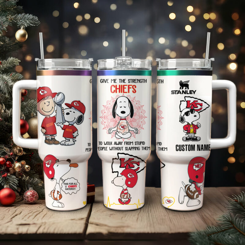 Snoopy PeanuTaylor Swift Football Cartoon Custom Stanley Quencher 40oz Stainless Steel Tumbler With Handle - Threewoofs