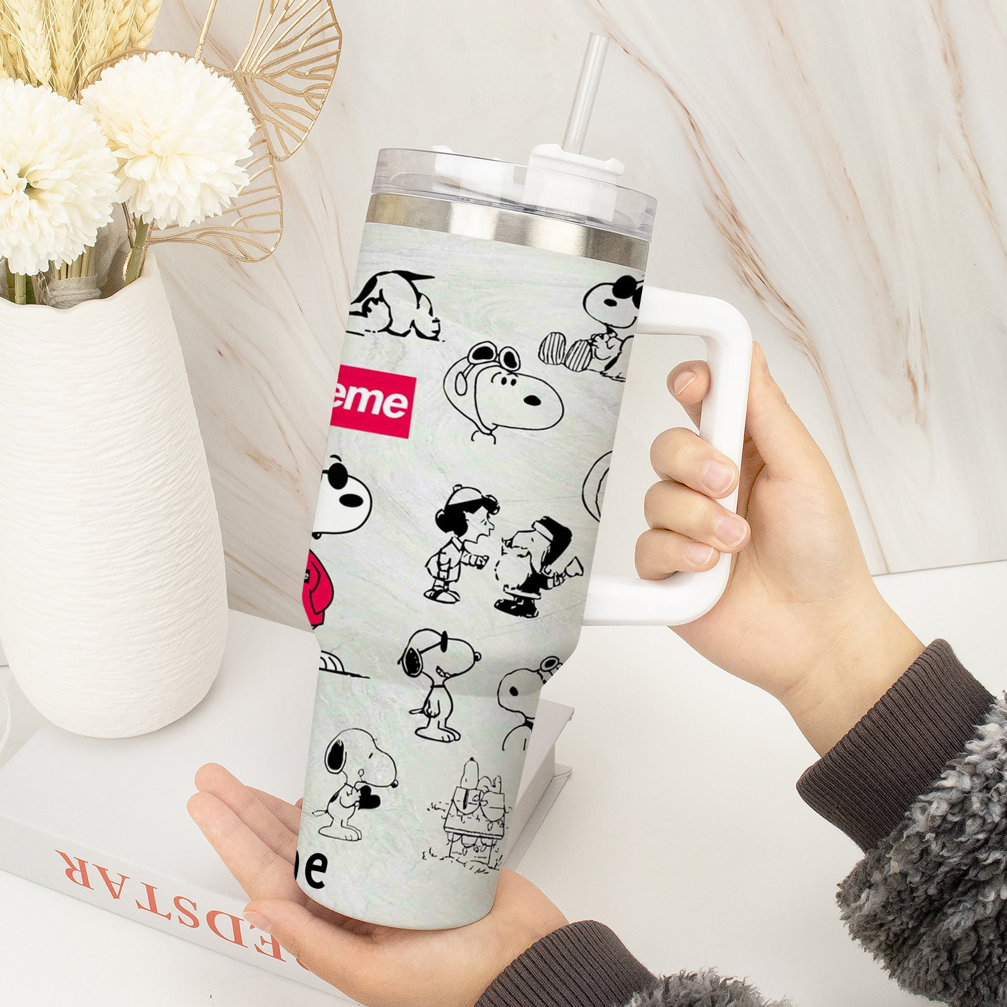 Personalized Snoopy Stainless Steel Tumbler with Straw - Fun Cartoon Design - Image 4