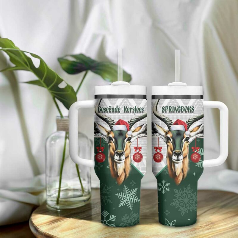 South Africa Springboks Christmas Bokke Santa ‚Äì Geseende Kersfees Custom Stanley Quencher 40oz Stainless Steel Tumbler With Handle - Threewoofs - Image 9