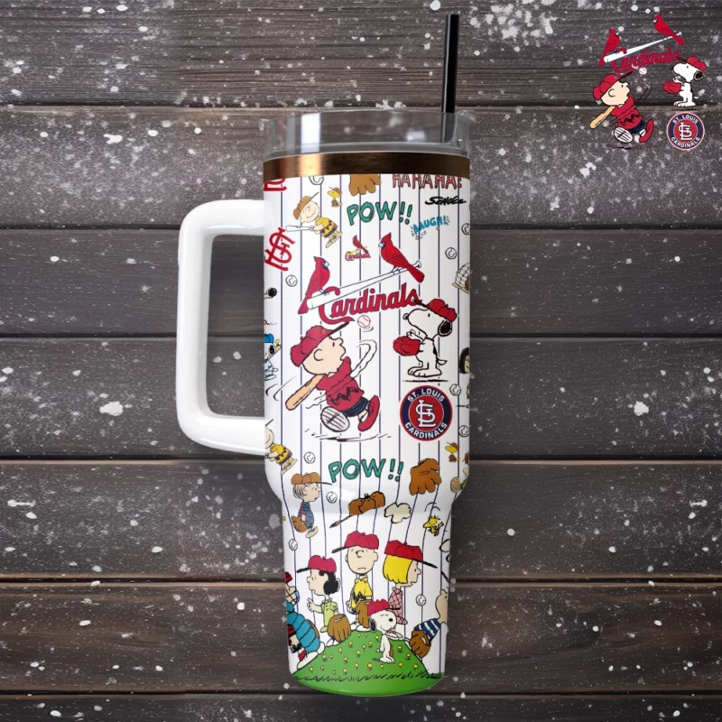 St. Louis Cardinals x Peanuts MLB Custom Stanley Quencher 40oz Stainless Steel Tumbler With Handle - Threewoofs - Image 4