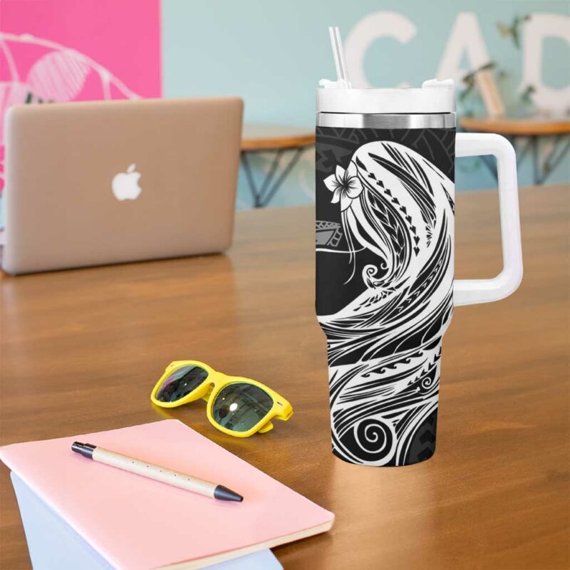 Tahiti Islands Polynesian Plumeria Tahitian Vahine ‚ÄòOte‚Äôa Black Custom Stanley Quencher 40oz Stainless Steel Tumbler With Handle - Threewoofs - Image 5
