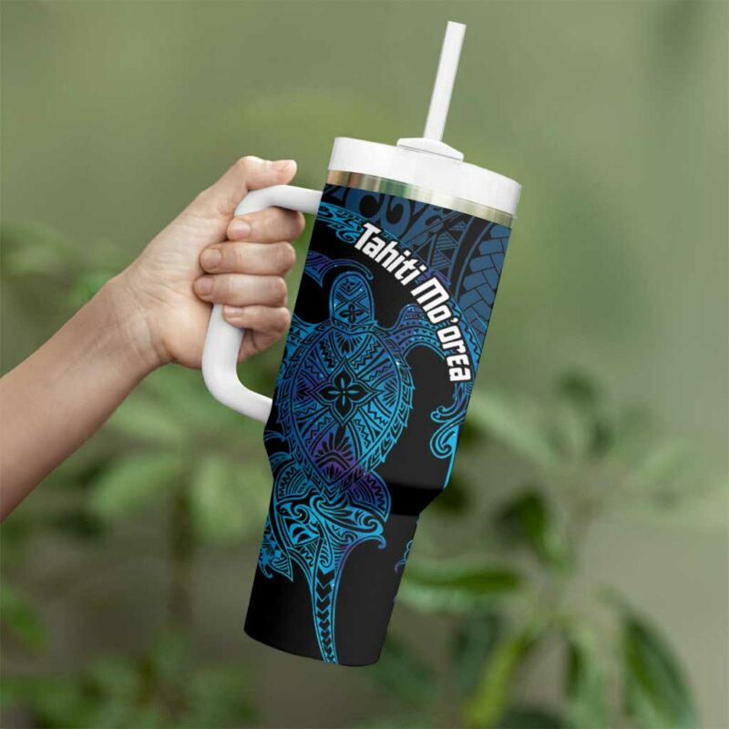 Tahiti Moorea Atoll Polynesian Sea Turtle Custom Stanley Quencher 40oz Stainless Steel Tumbler With Handle - Threewoofs - Image 3
