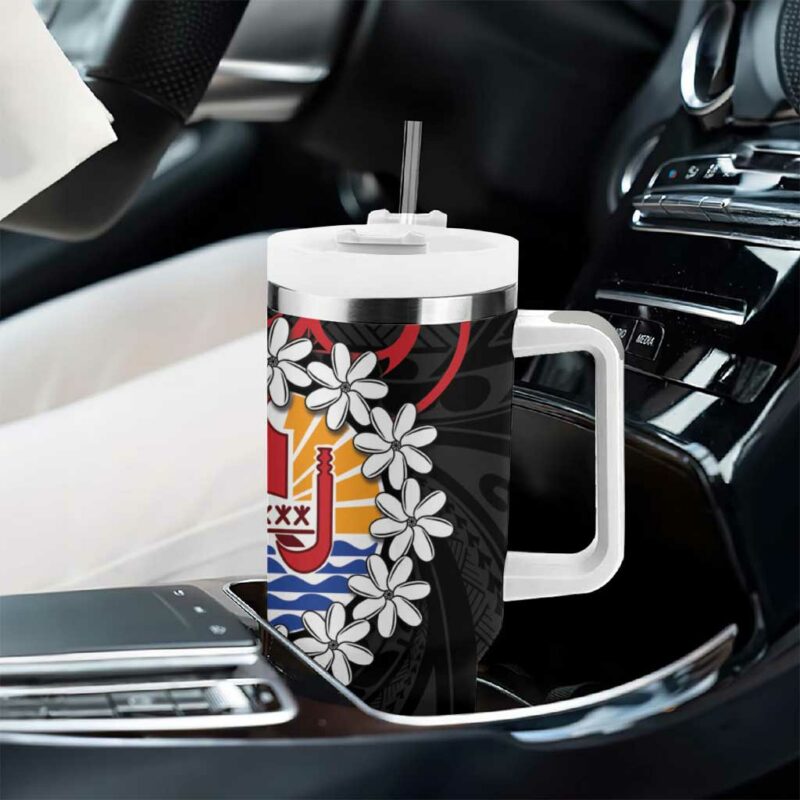 Tahitian Coat Of Arm and Tiare Flower Polynesian Tribal Tattoo Custom Stanley Quencher 40oz Stainless Steel Tumbler With Handle - Threewoofs - Image 8