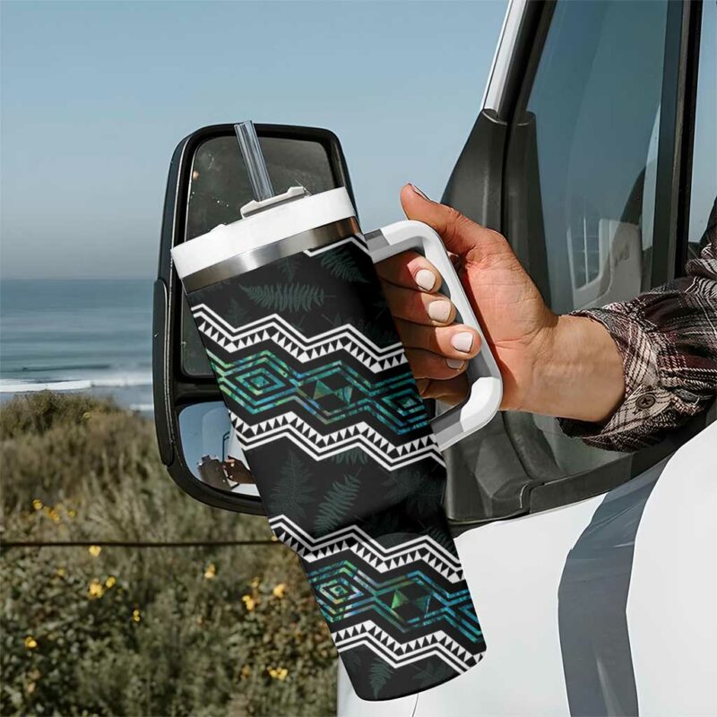 Taniko Aotearoa Mix Paua Shell Niho Taniwha Turquoise Glitter Custom Stanley Quencher 40oz Stainless Steel Tumbler With Handle - Threewoofs - Image 7