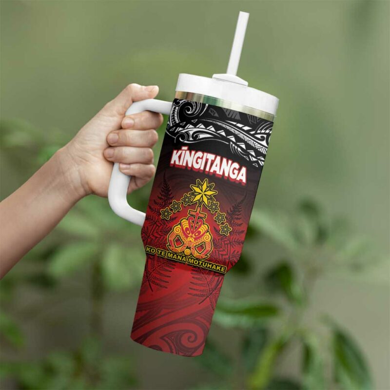 The Kingitanga Maori King Movement Ko Te Mana Motuhake Emblem Custom Stanley Quencher 40oz Stainless Steel Tumbler With Handle - Threewoofs - Image 3