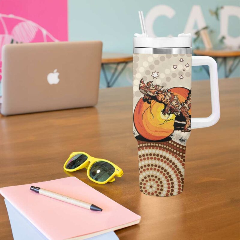 Thorny Devil Australia Baby Moloch Horridus With Ants ‚Äì Aboriginal Art Custom Stanley Quencher 40oz Stainless Steel Tumbler With Handle - Threewoofs - Image 5
