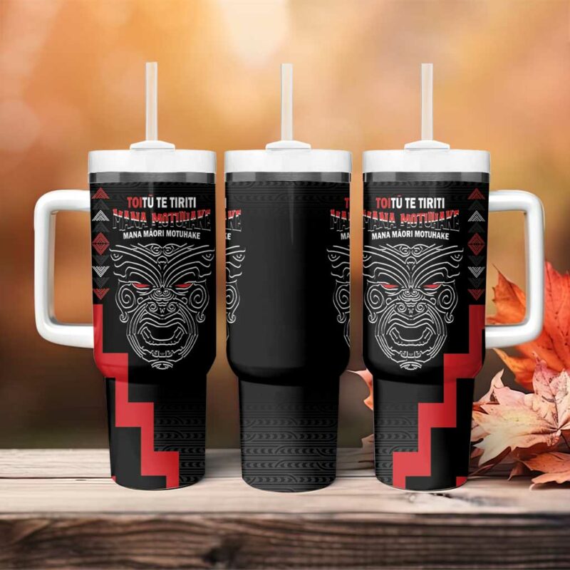 Toitu Te Tiriti Mana Maori Motuhake Aotearoa Haka Face Mix Poutama Art Custom Stanley Quencher 40oz Stainless Steel Tumbler With Handle - Threewoofs
