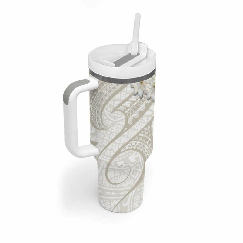 Tokelau Gardenia Thunbergia Polynesian Art Custom Stanley Quencher 40oz Stainless Steel Tumbler With Handle - Threewoofs - Image 2