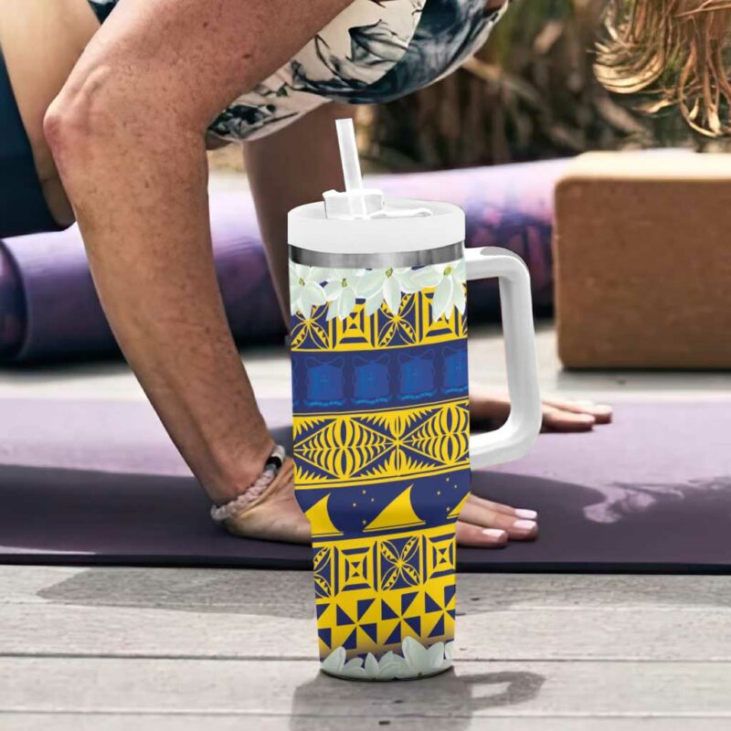 Tokelau Language Week Tokelauan Tuluma With Gardenia Thunbergia Custom Stanley Quencher 40oz Stainless Steel Tumbler With Handle - Threewoofs - Image 6